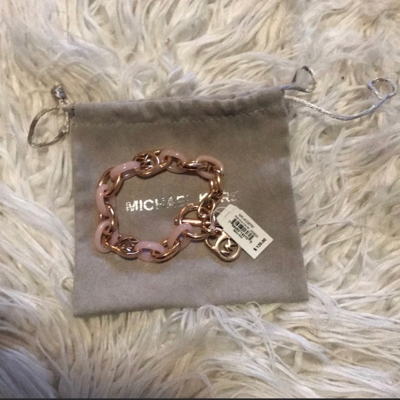 ❤️HP❤️Michael Kors rose gold & blush bracelet.🔥 - Picture 3 of 4